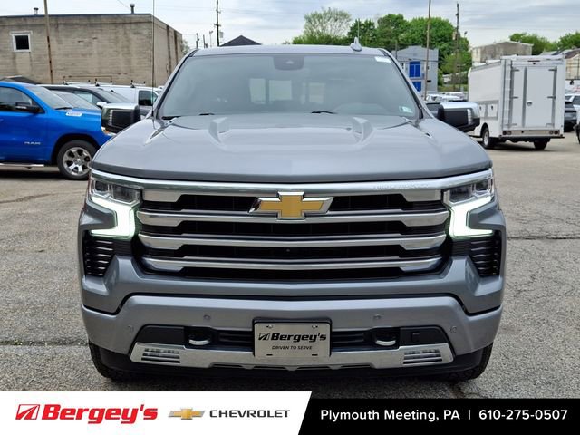Certified 2023 Chevrolet Silverado 1500 High Country w/ Z71 Off-Road Package AWD/4WD image 3
