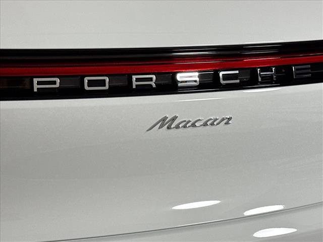 Certified 2026 Porsche Macan Turbo AWD/4WD image 26