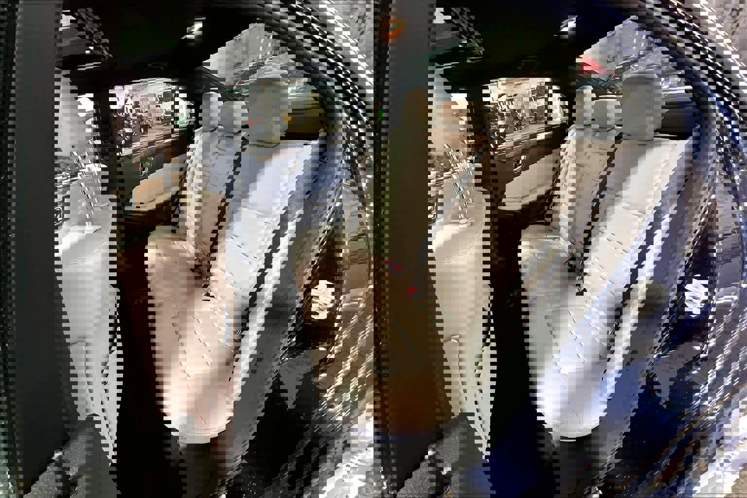 Used 2010 Mercedes-Benz E 350 4MATIC Sedan image 21