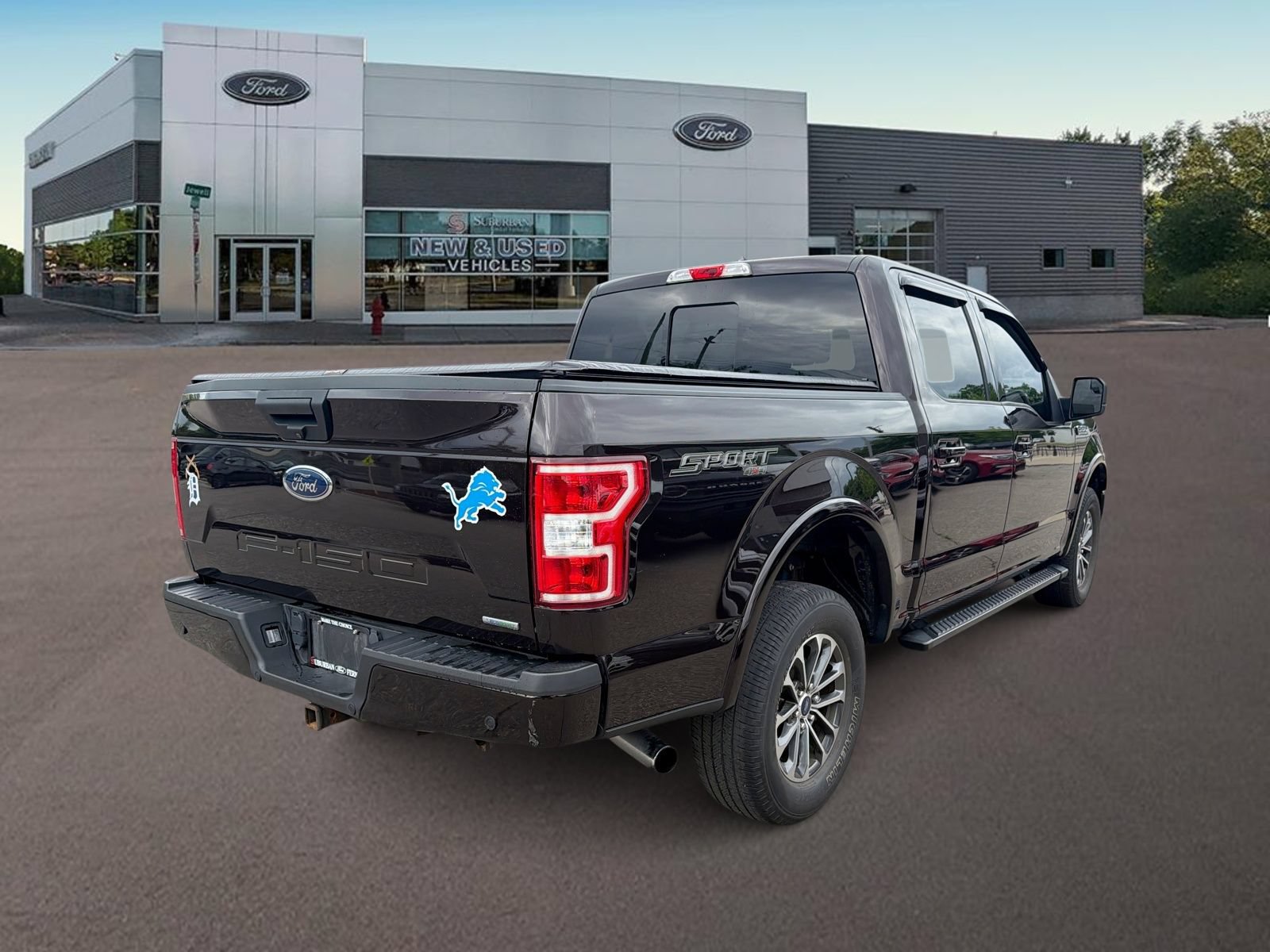 Used 2020 Ford F150 XLT w/ Equipment Group 302A Luxury AWD/4WD image 11