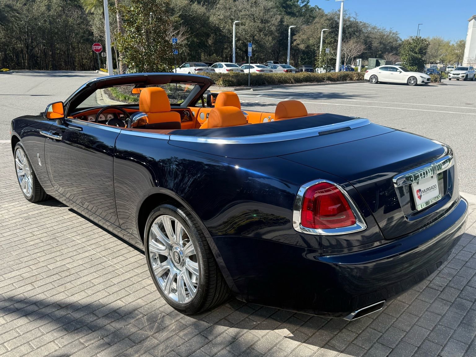 Used 2018 Rolls-Royce Dawn image 50