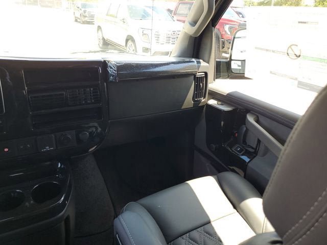 New 2026 GMC Savana 2500 Extended w/ Driver Convenience Package RWD image 16