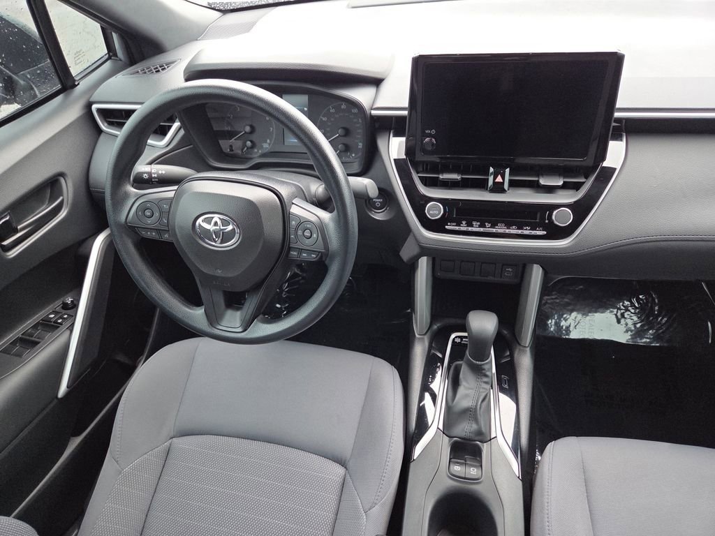 Used 2024 Toyota Corolla Cross AWD Hybrid image 27