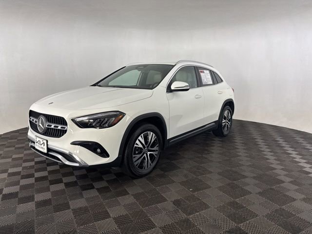 Used 2025 Mercedes-Benz GLA 250 4MATIC image 5