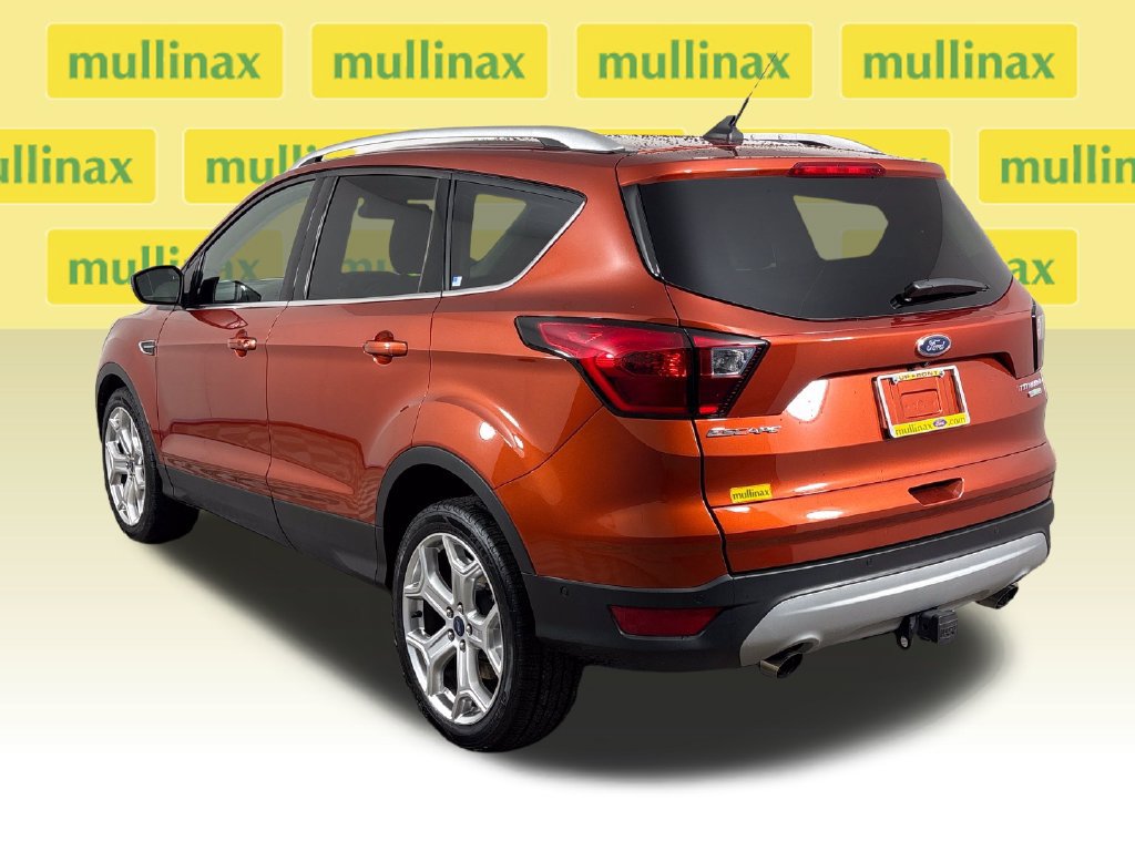Certified 2019 Ford Escape Titanium FWD image 9