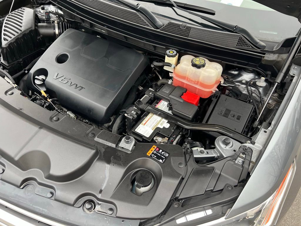 Used 2020 Chevrolet Traverse LT image 42