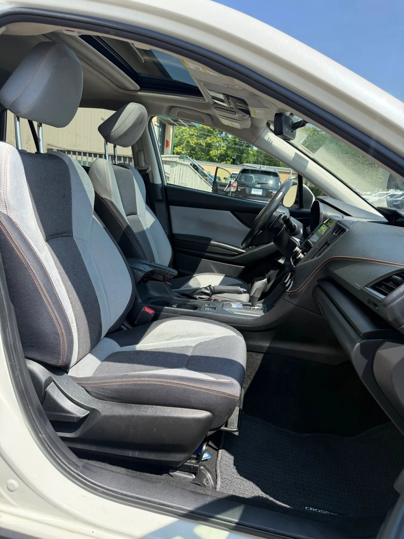 Used 2022 Subaru Crosstrek 2.0i Premium w/ Moonroof Package image 15