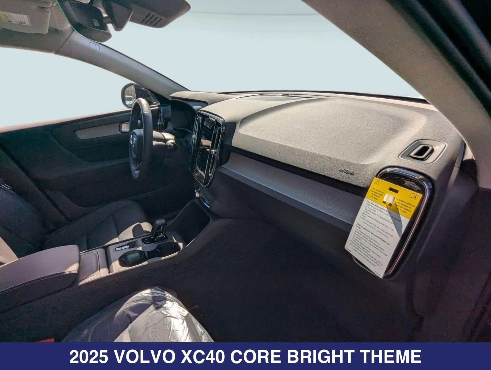 New 2025 Volvo XC40 B5 Core w/ Protection Package Premier AWD/4WD image 23