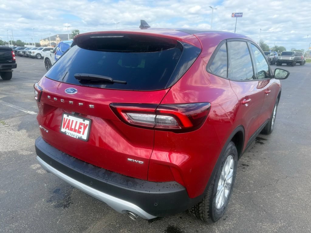 New 2026 Ford Escape Active w/ Active Premium Tech Pack AWD/4WD image 3