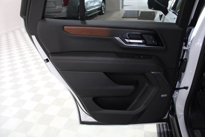 New 2026 GMC Yukon Denali w/ Denali Reserve Package AWD/4WD image 24