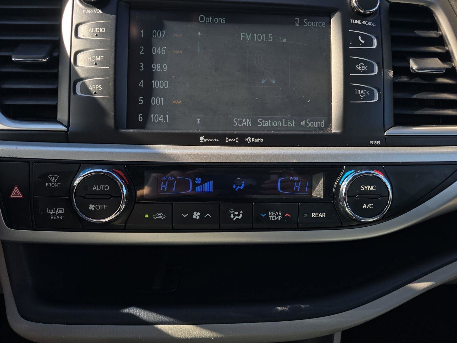 Used 2019 Toyota Highlander Plus image 19