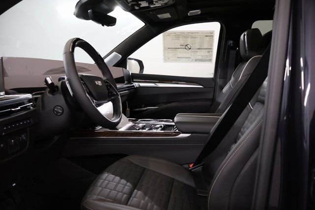 New 2026 Cadillac Escalade ESV Platinum Luxury image 11