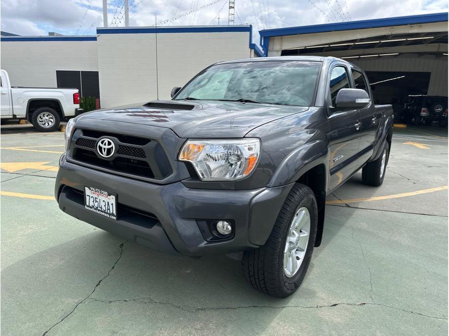Used 2015 Toyota Tacoma 4x4 Double Cab image 2
