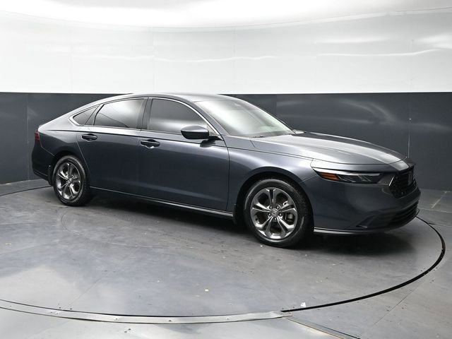 Used 2023 Honda Accord EX image 3