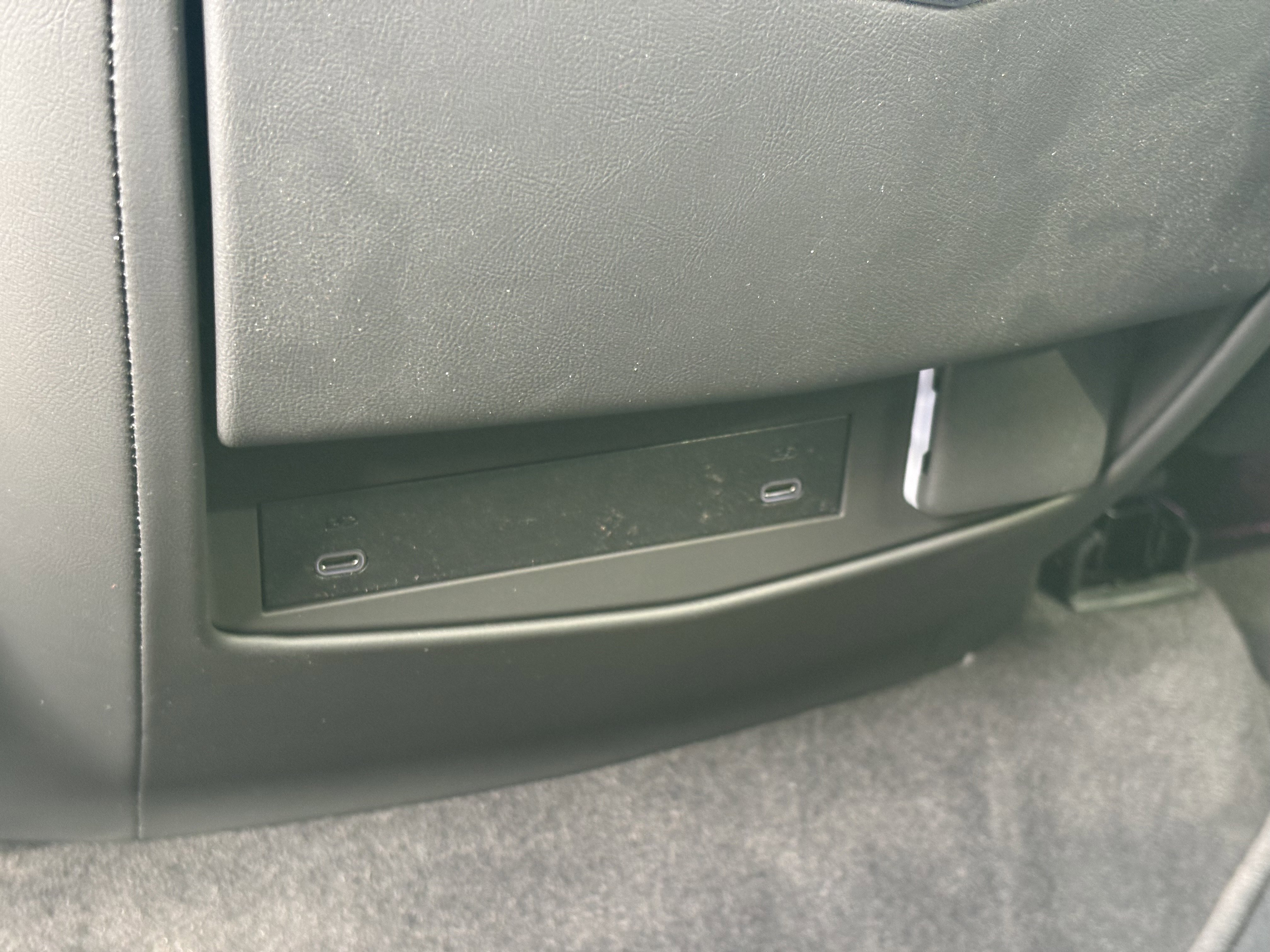 New 2026 Cadillac Escalade Luxury image 16