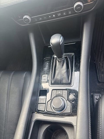 Used 2021 MAZDA MAZDA6 Touring image 15