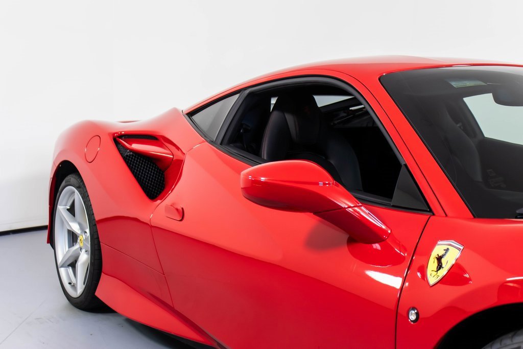 Certified 2022 Ferrari F8 Tributo image 15