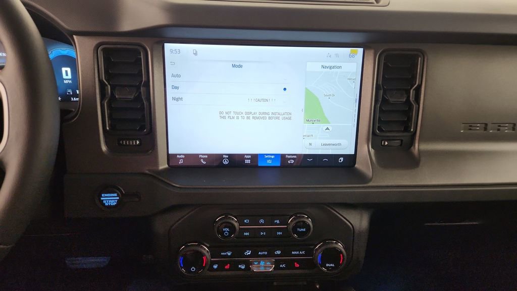 New 2026 Ford Bronco Badlands image 14