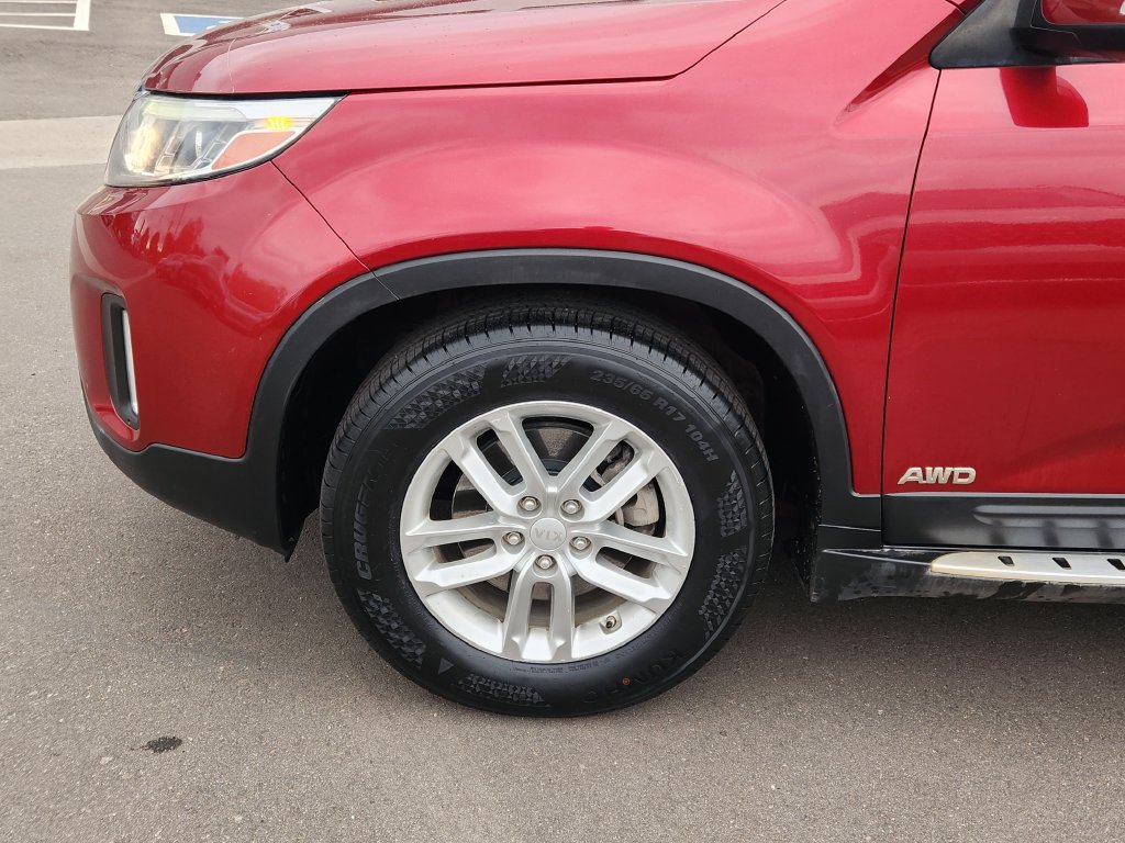 Used 2014 Kia Sorento LX AWD/4WD image 9
