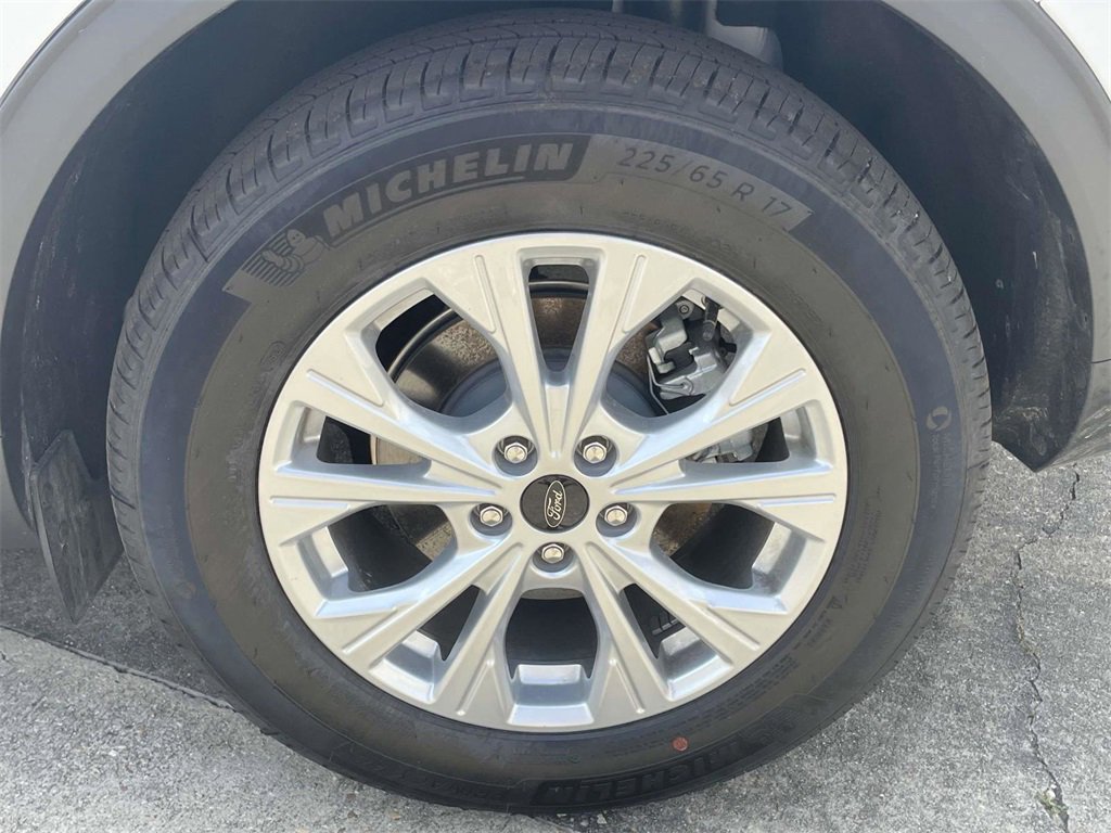 New 2025 Ford Escape Active w/ Cold Weather Package image 9