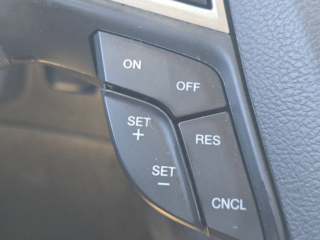 Used 2019 Ford Fusion SE image 33