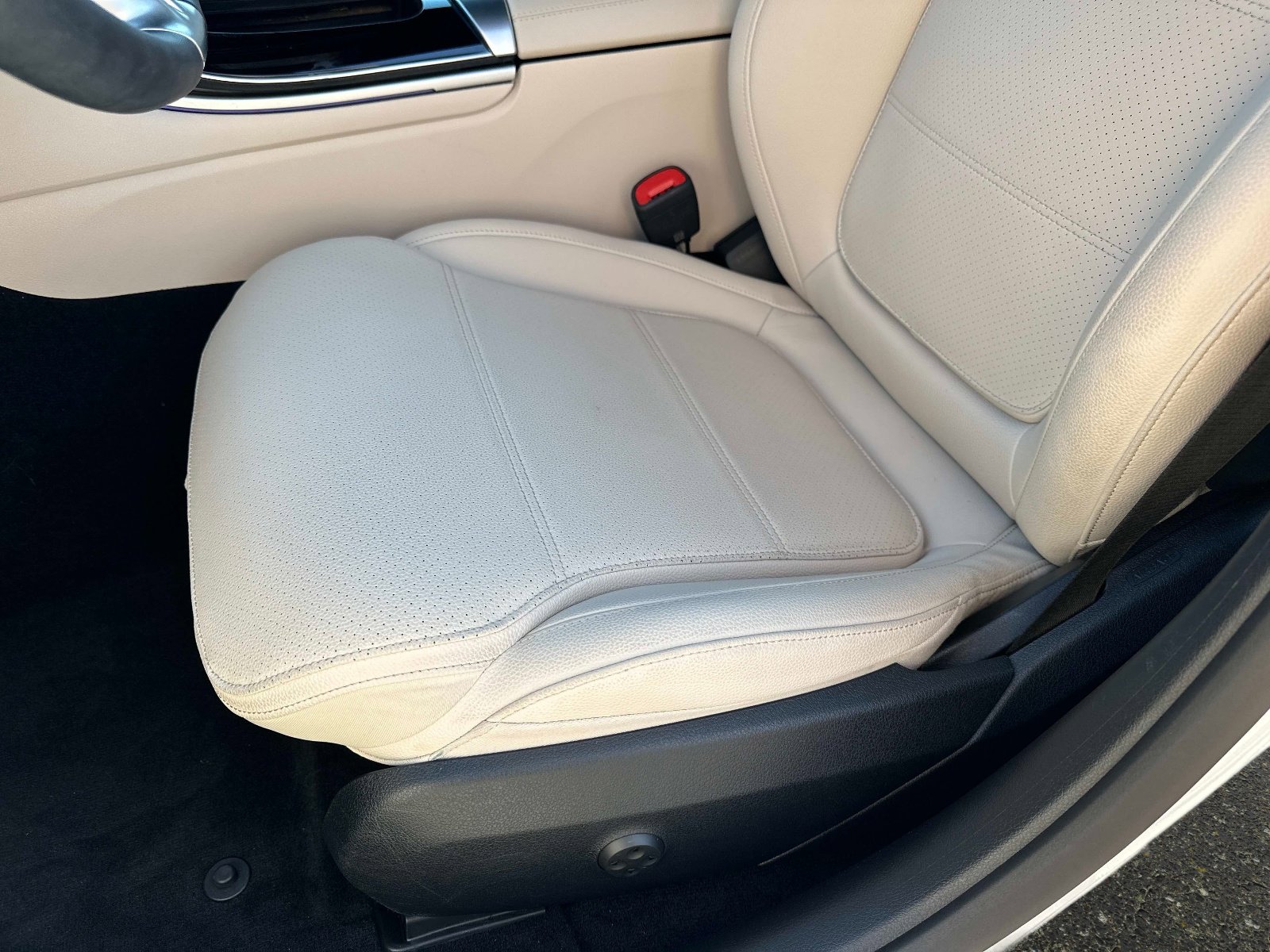 Used 2026 Mercedes-Benz C 300 Sedan image 17