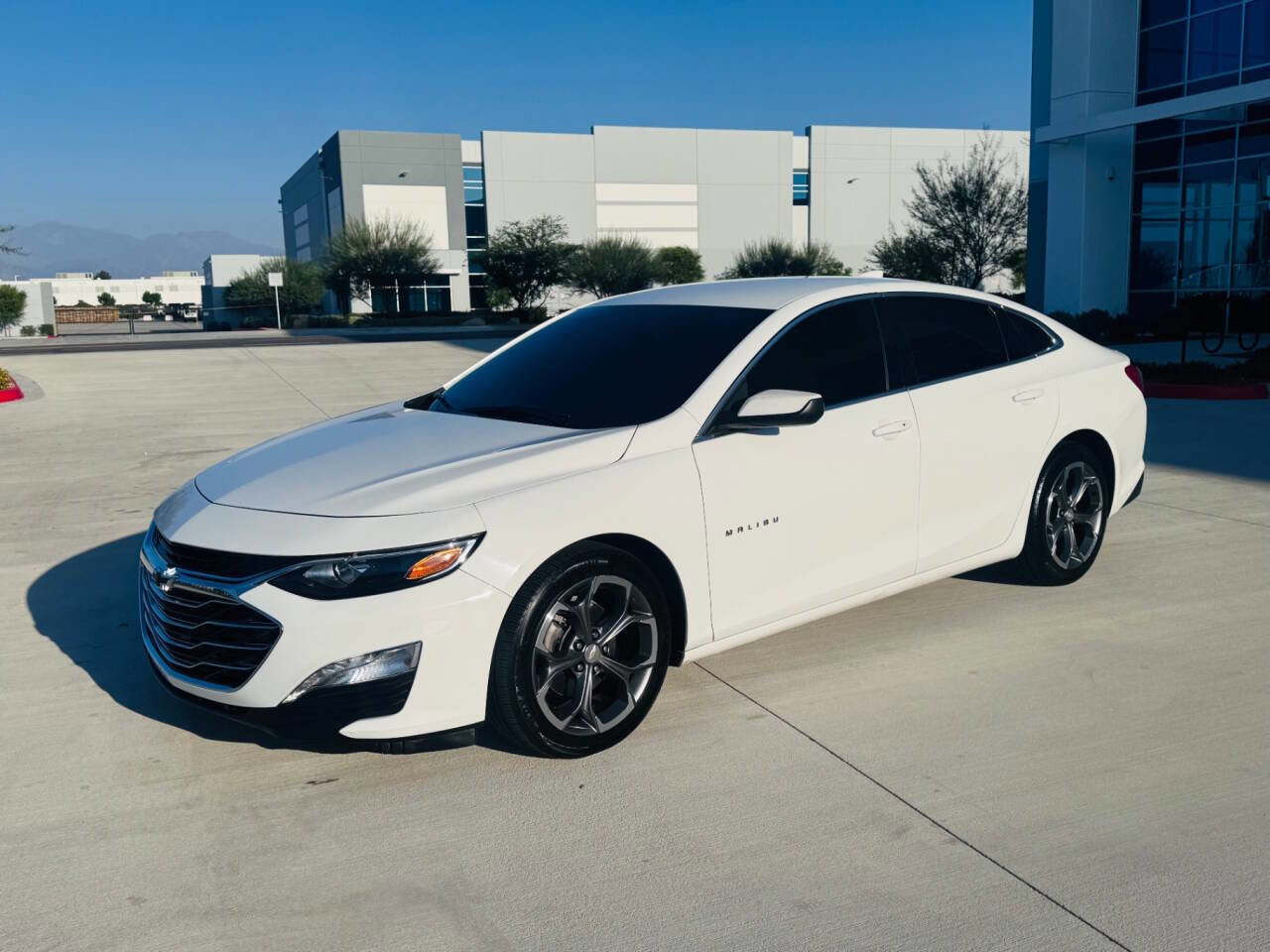 Used 2022 Chevrolet Malibu LT image 18