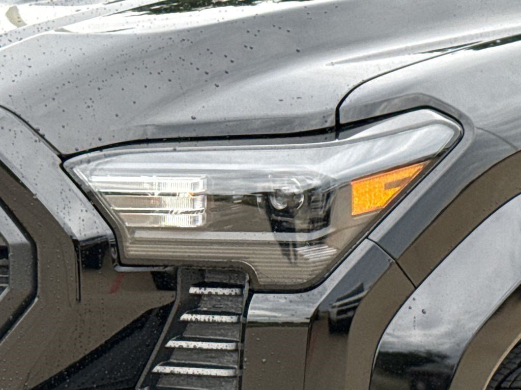 Used 2026 Toyota Tacoma TRD Sport w/ TRD Sport Upgrade Package RWD image 4