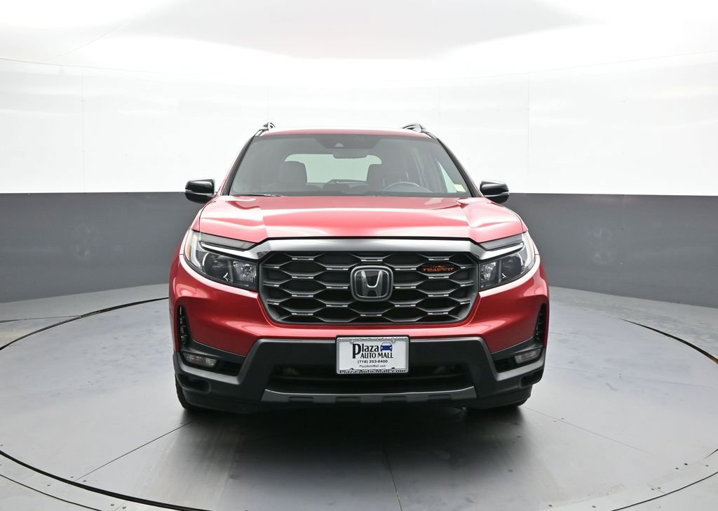 Certified 2023 Honda Passport TrailSport image 2