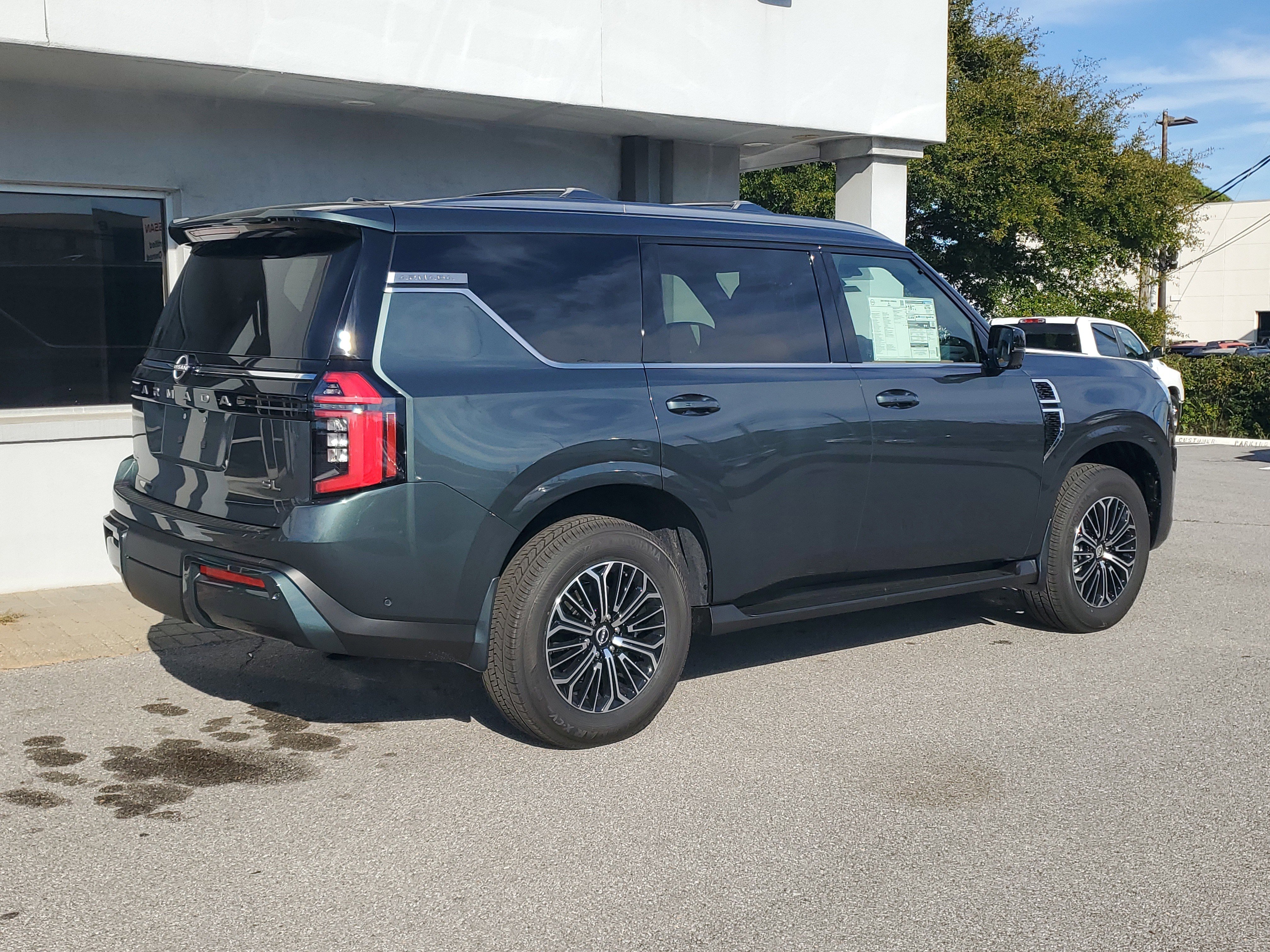 New 2026 Nissan Armada SL w/ Captain's Chari Seat Package image 3