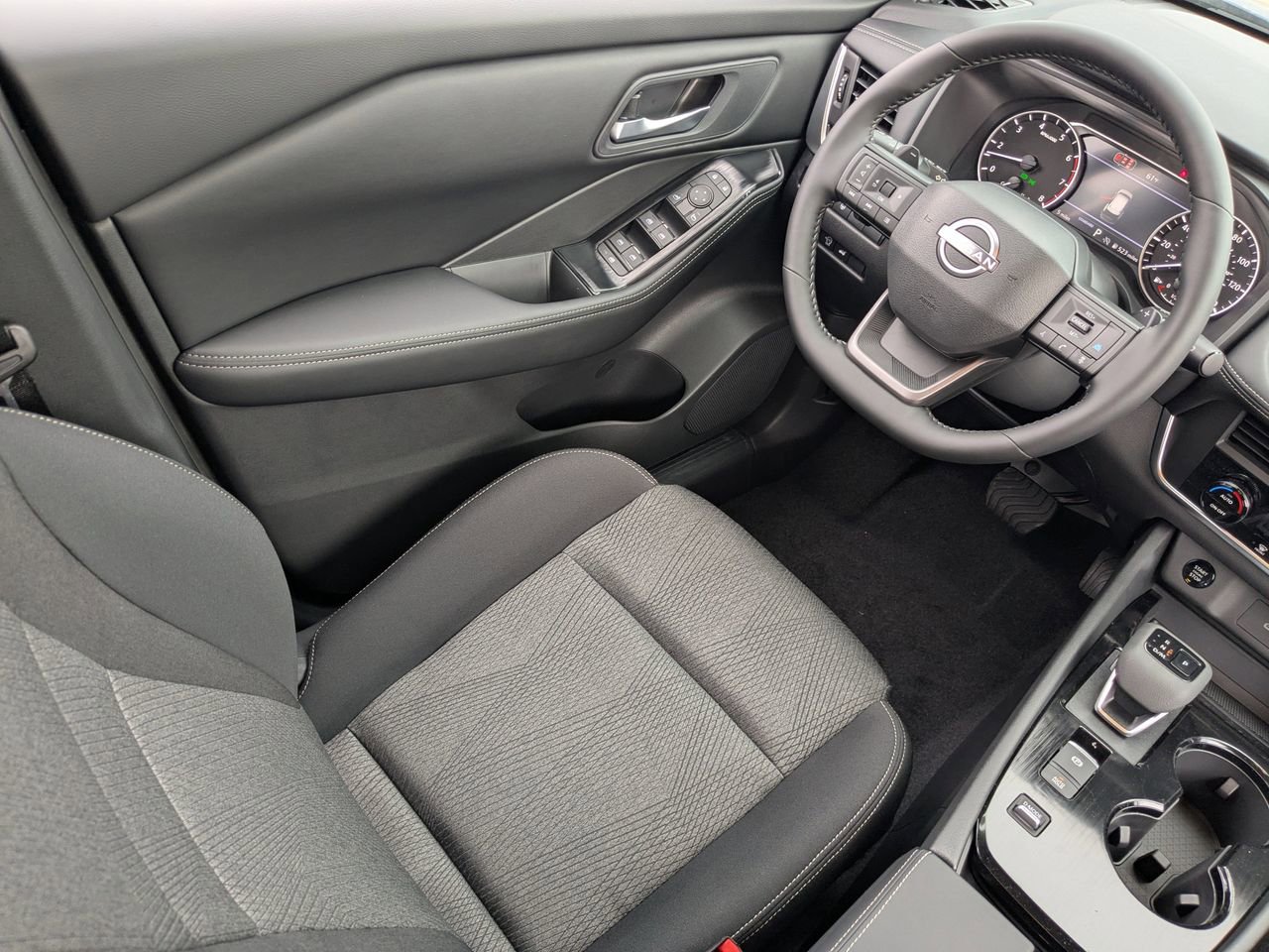 New 2026 Nissan Rogue SV FWD image 21