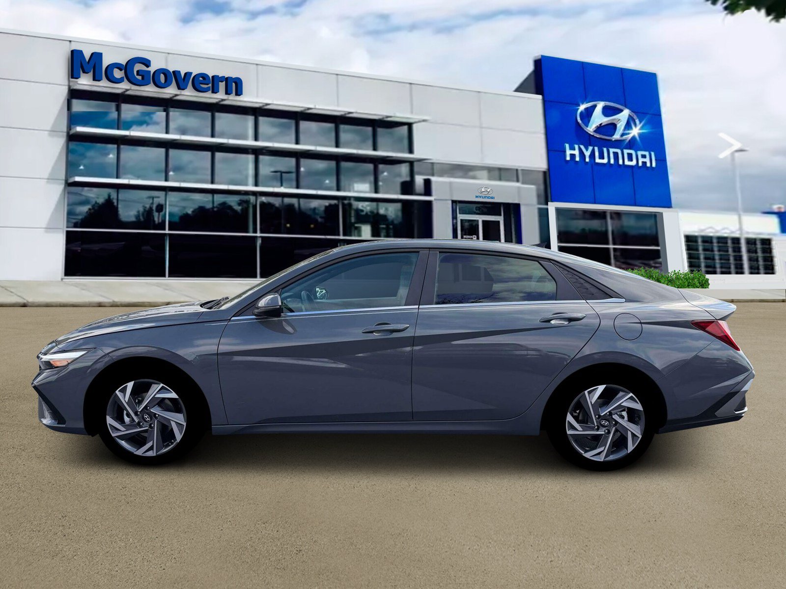 New 2026 Hyundai Elantra Limited FWD image 3