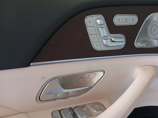 New 2027 Mercedes-Benz GLS 450 4MATIC image 4