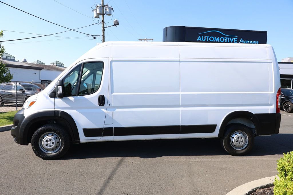 Used 2023 RAM ProMaster 2500 FWD image 2