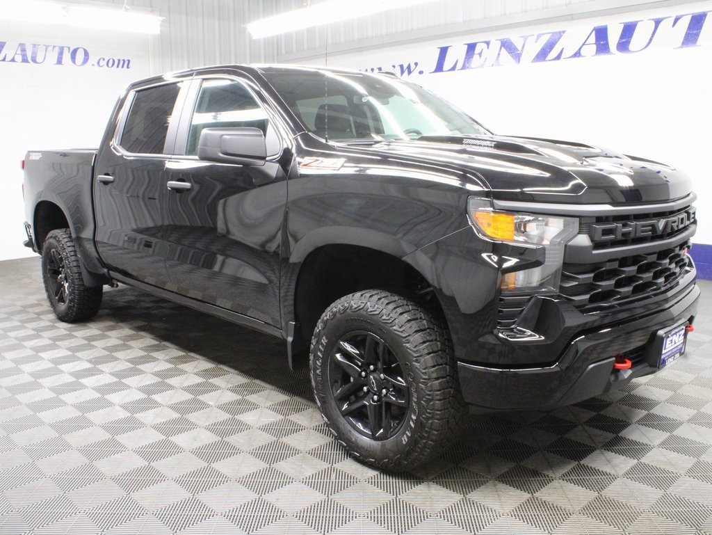 Used 2025 Chevrolet Silverado 1500 Custom Trail Boss image 3