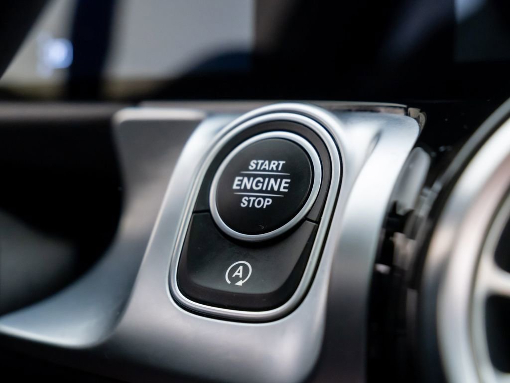 Used 2022 Mercedes-Benz GLB 250 4MATIC image 24