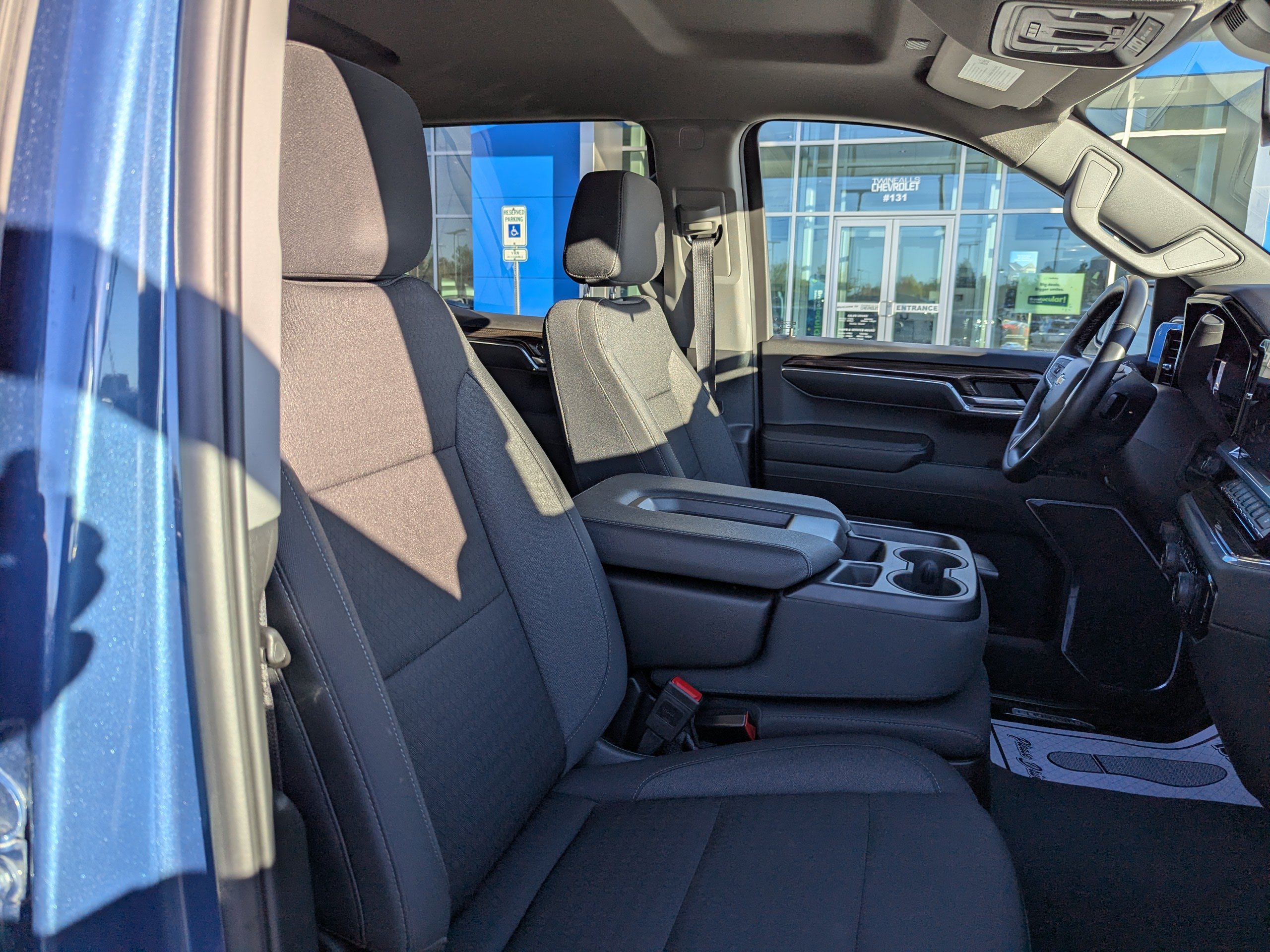 Certified 2024 Chevrolet Silverado 1500 LT AWD/4WD image 42
