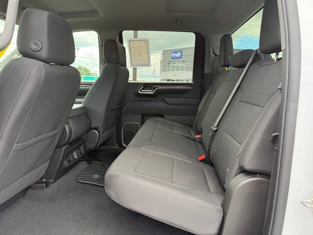 Used 2025 Chevrolet Silverado 2500 LT w/ Convenience Package AWD/4WD image 27