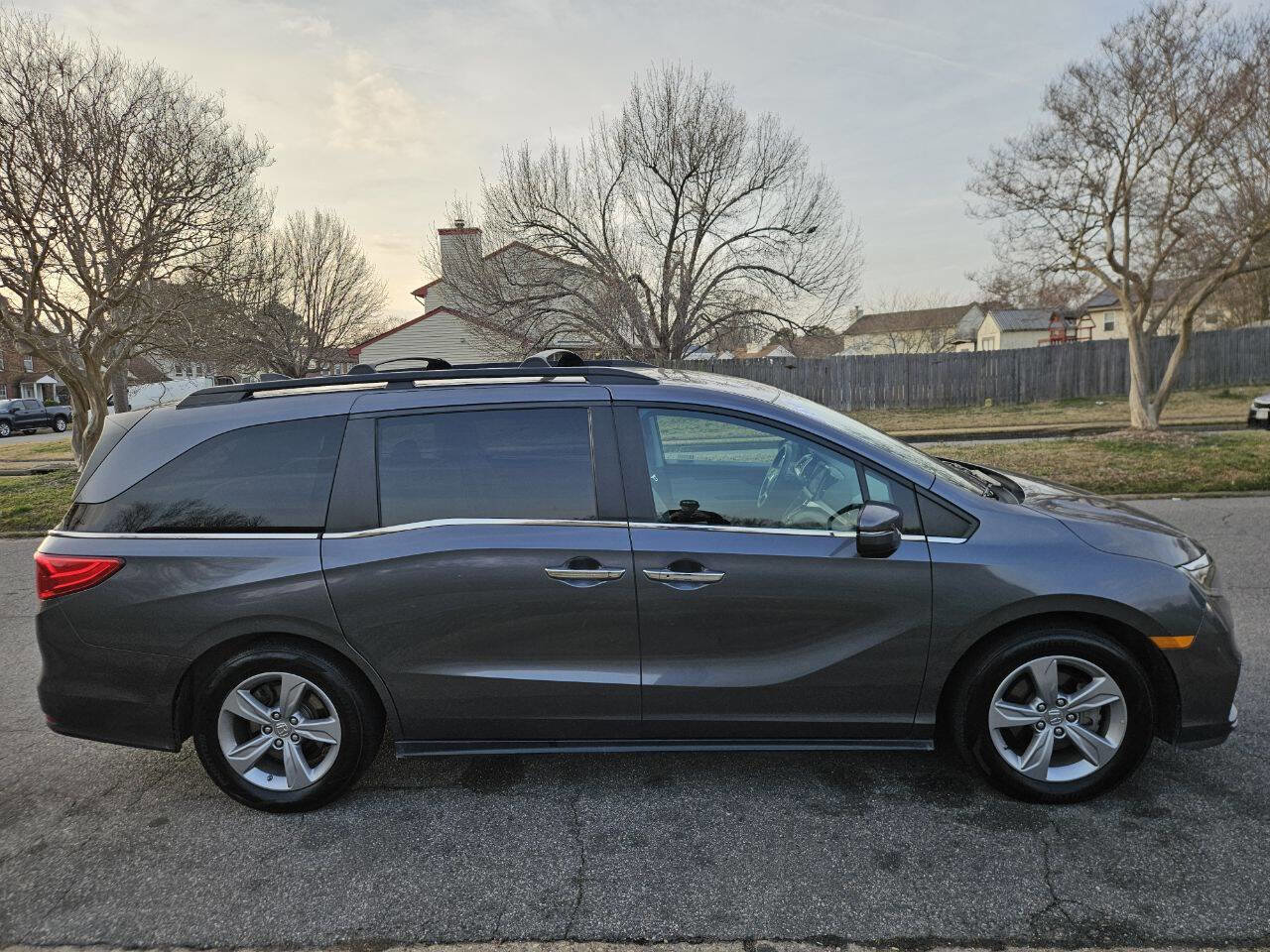 Used 2018 Honda Odyssey EX image 7