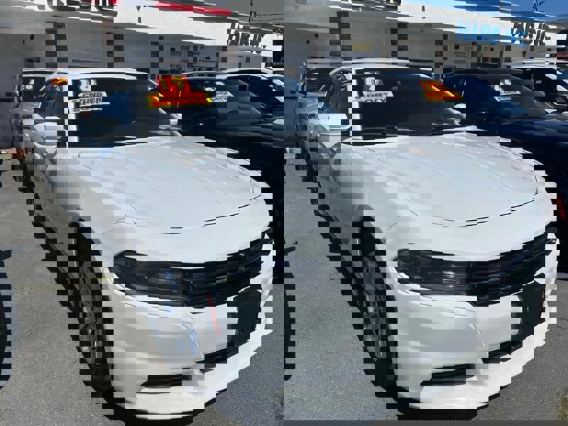 Used 2019 Dodge Charger SXT image 20