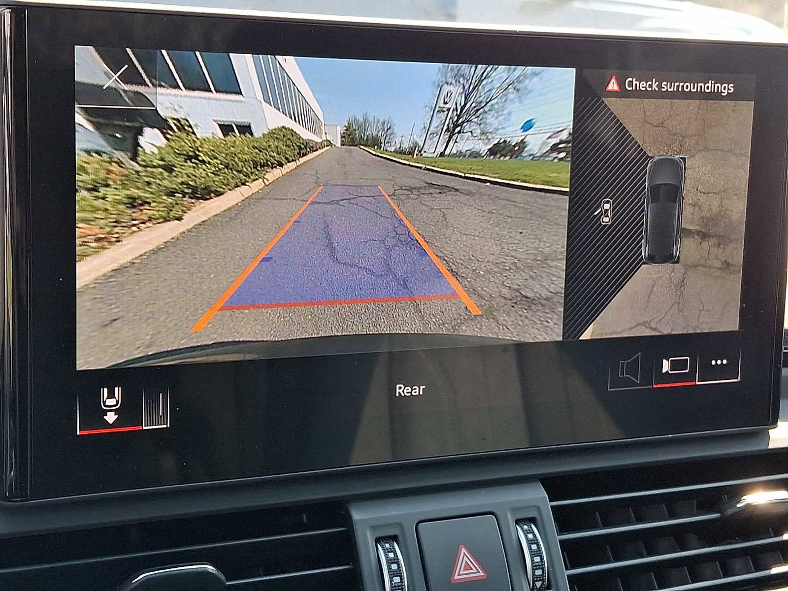 Used 2022 Audi Q5 2.0T Premium Plus w/ Premium Plus Package image 17