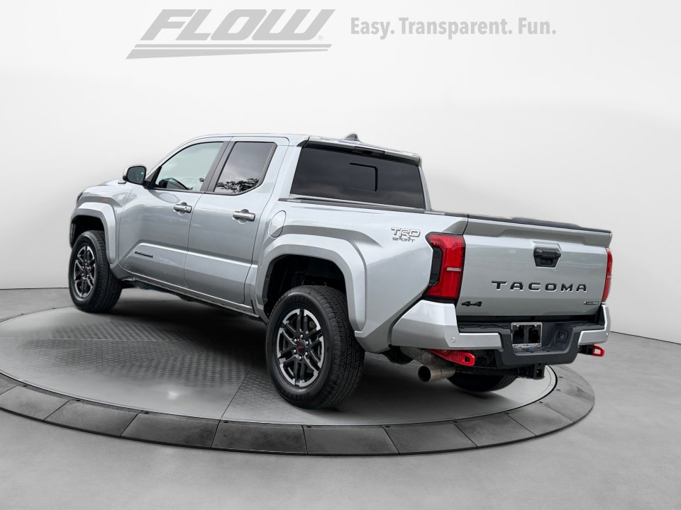 Used 2025 Toyota Tacoma TRD Sport w/ TRD Sport Upgrade Package AWD/4WD image 6