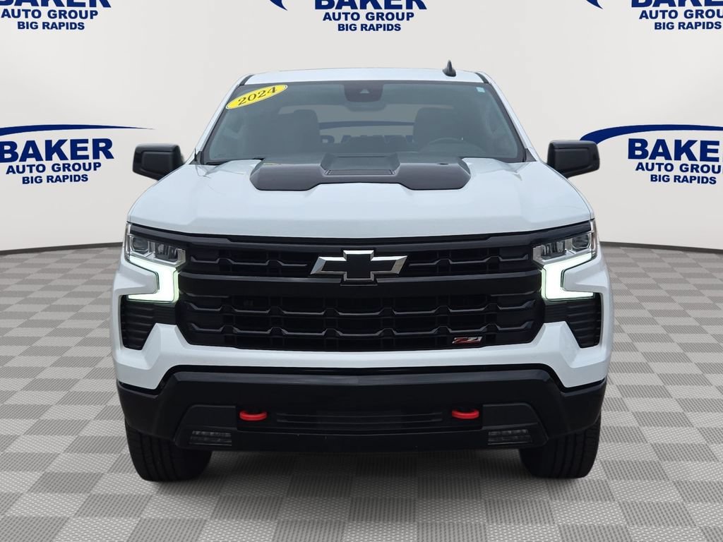 Used 2024 Chevrolet Silverado 1500 LT Trail Boss w/ Protection Package AWD/4WD image 2