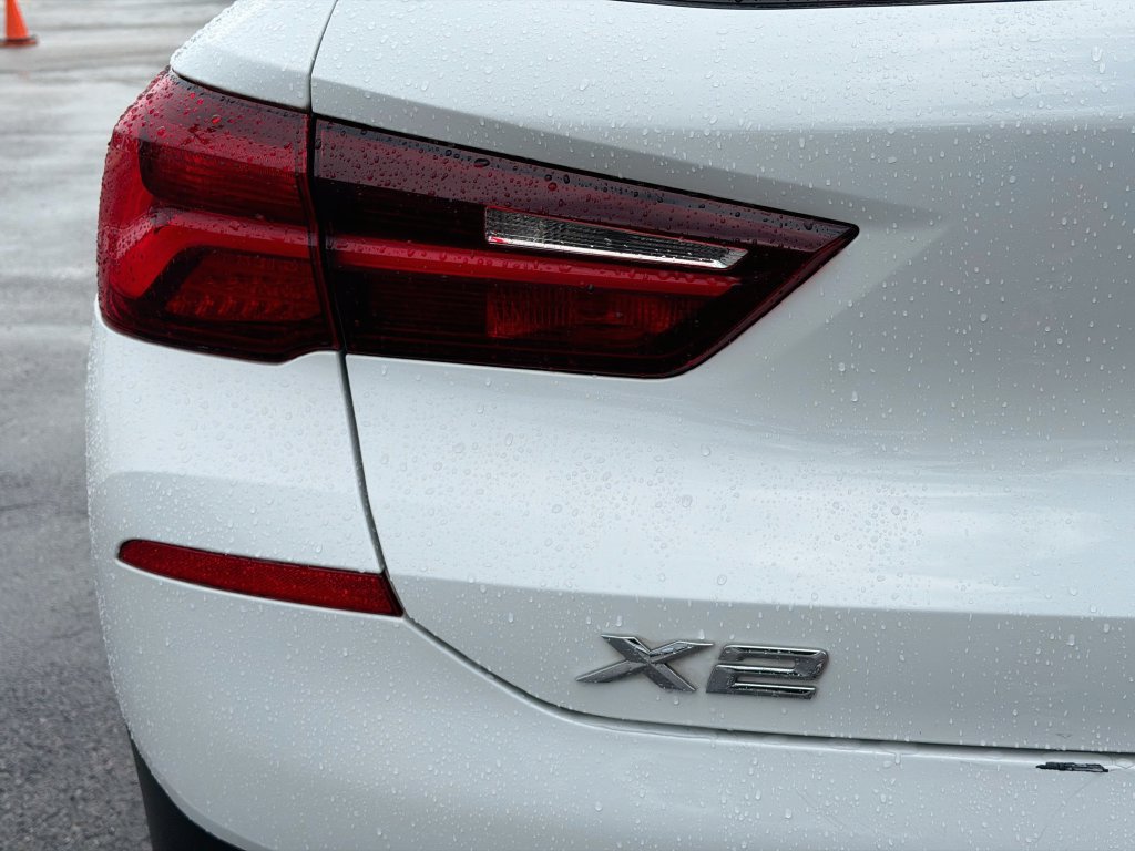 Used 2021 BMW X2 sDrive28i w/ Convenience Package FWD image 10