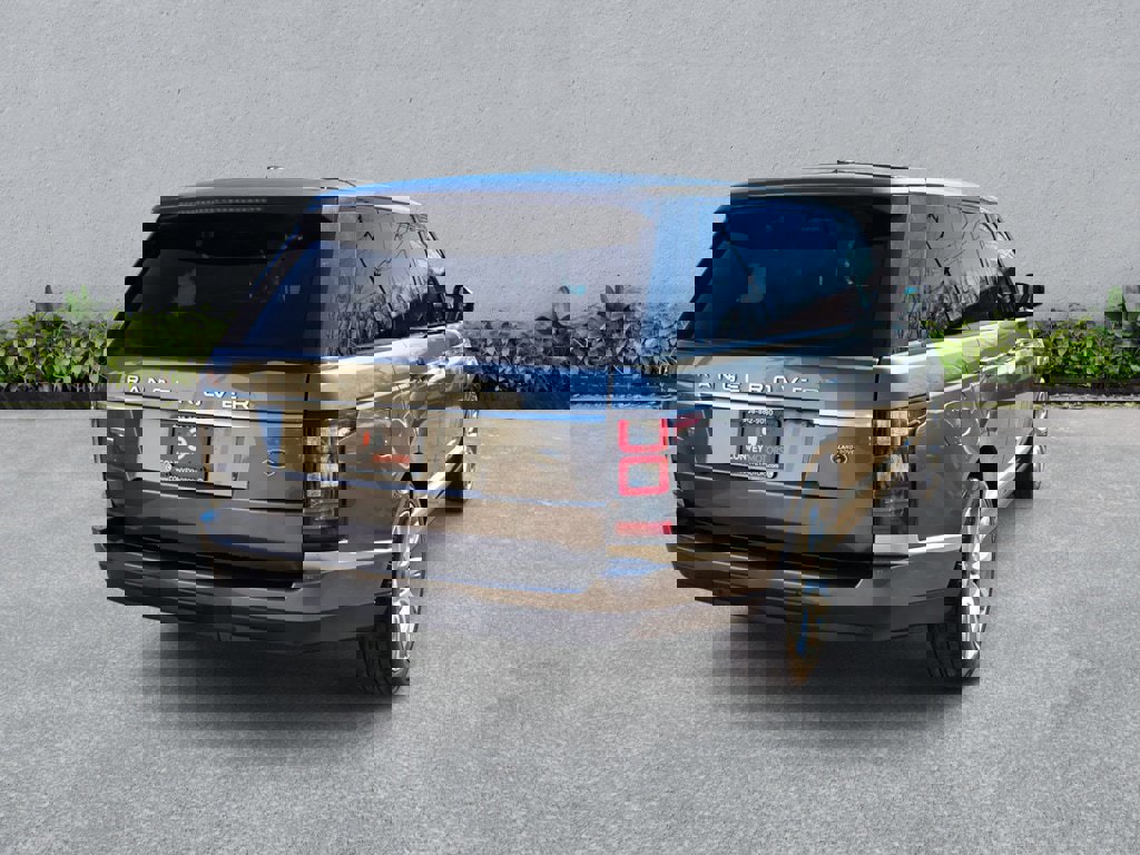 Used 2015 Land Rover Range Rover Supercharged image 6