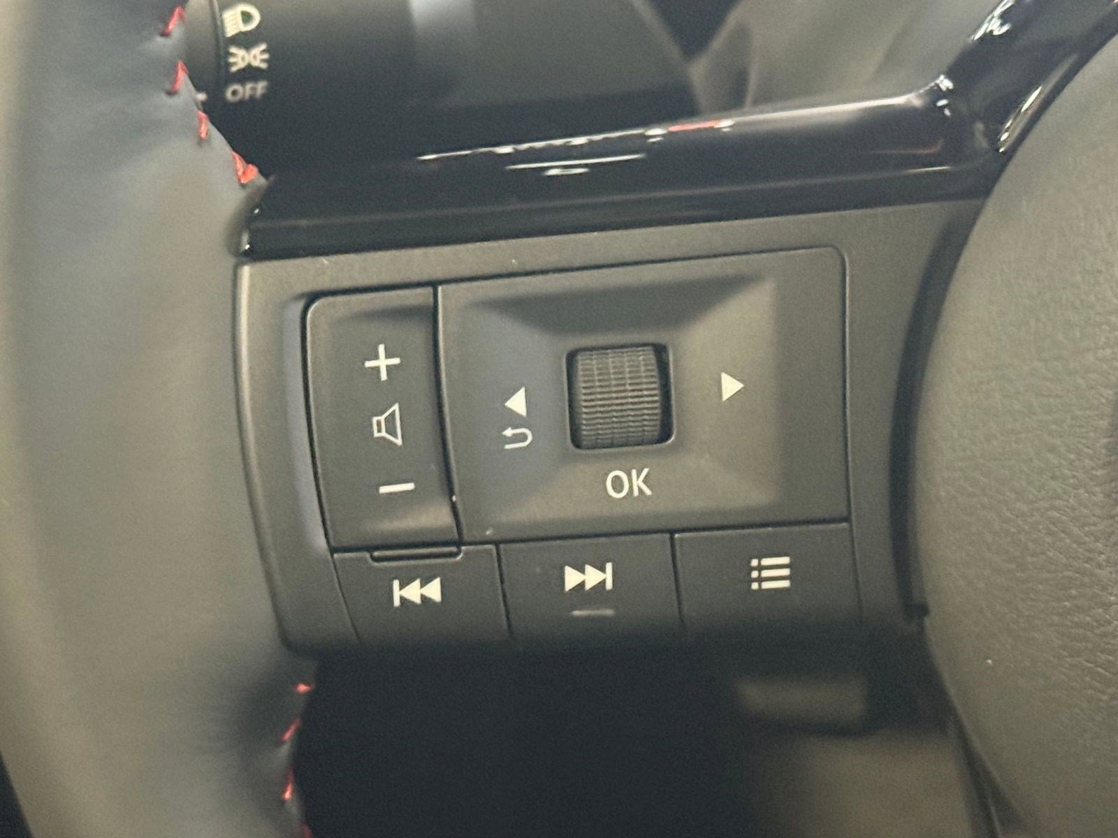 New 2026 Nissan Kicks SR w/ SR Premium Package image 13