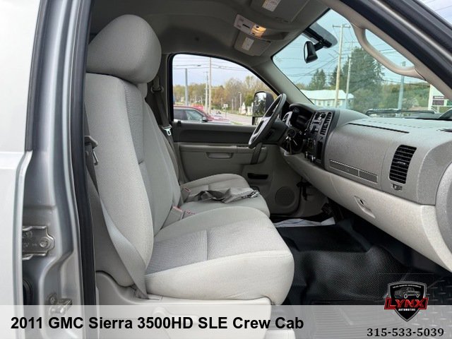 Used 2011 GMC Sierra 3500 SLE w/ SLE Preferred Package AWD/4WD image 31