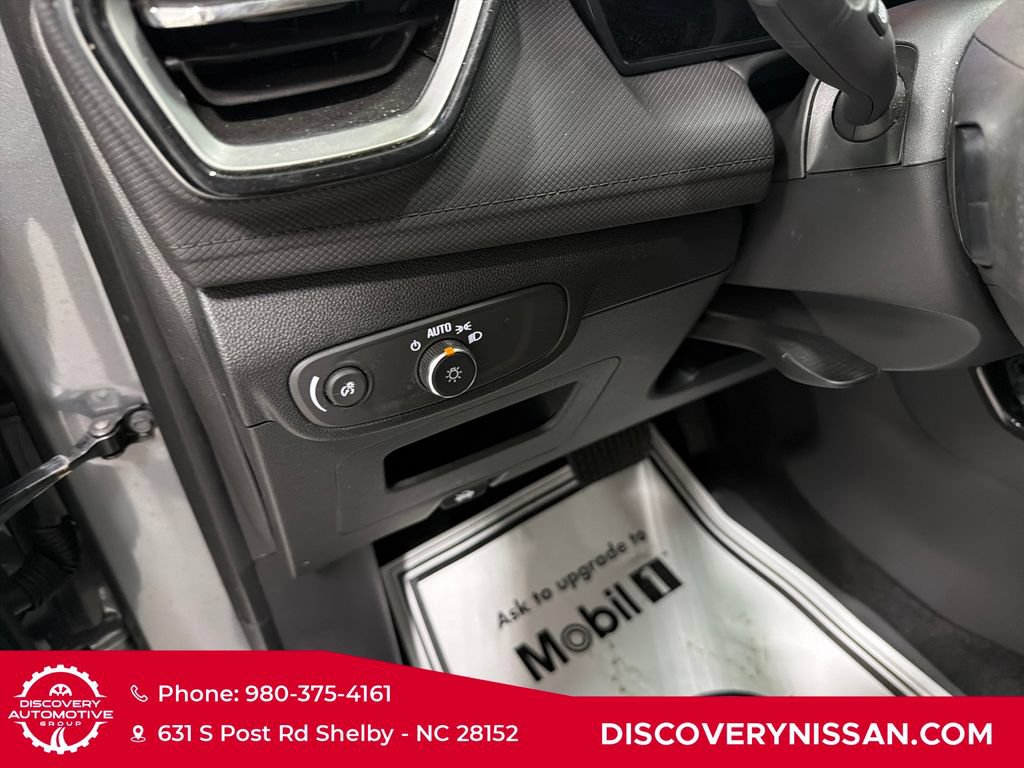 Used 2024 Chevrolet TrailBlazer LT w/ Driver Confidence Package FWD image 15