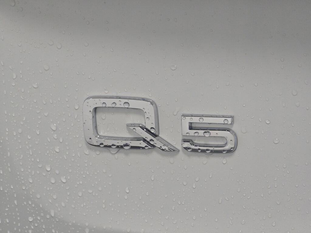 Certified 2025 Audi Q5 2.0T Premium Plus image 33