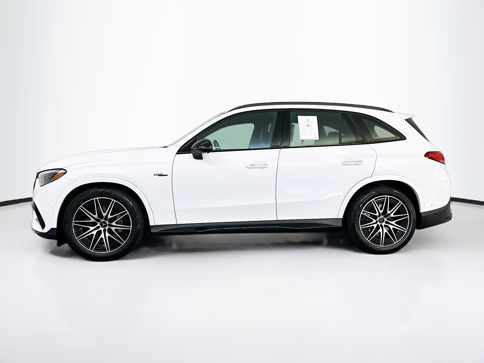 Used 2025 Mercedes-Benz GLC 43 AMG 4MATIC image 4